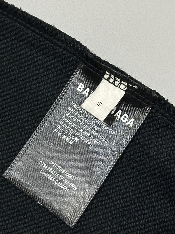 ブランドパーカー着用イメージ